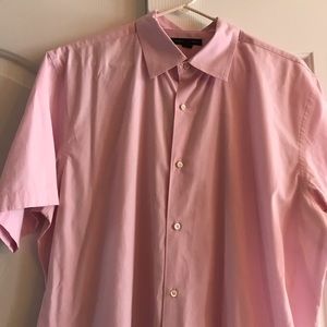 Men’s short-sleeve dress shirt